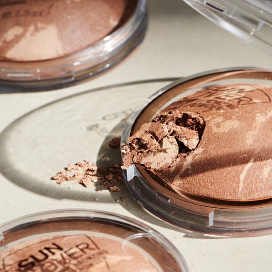 Sun Lover Glow Bronzing Powder