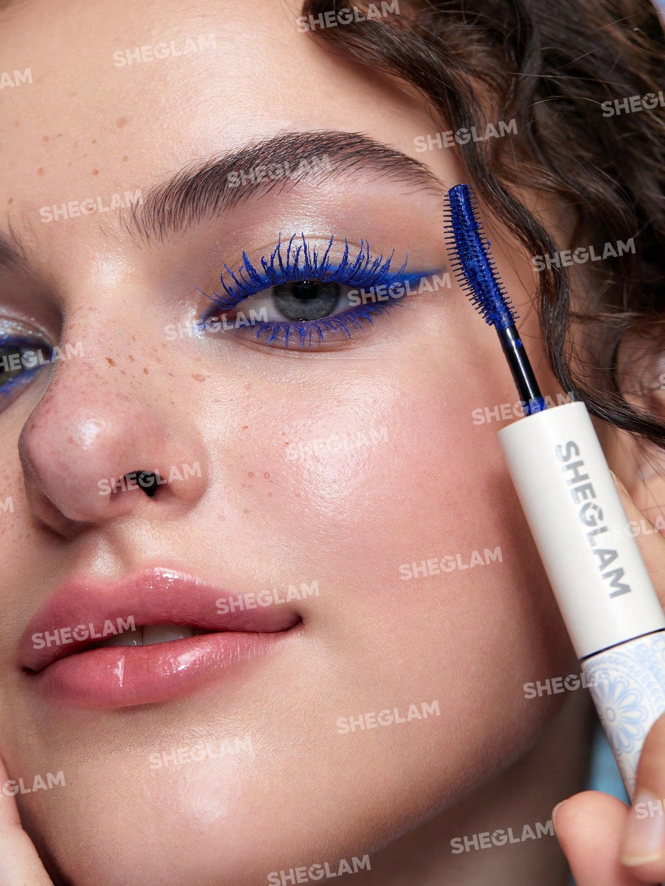 All-In-One Volume & Length Mascara Waterproof