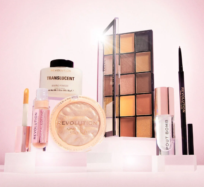 Revolution Reloaded Eyeshadow Palette Velvet Rose