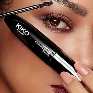 Maxi Mod Volume & Definition Mascara